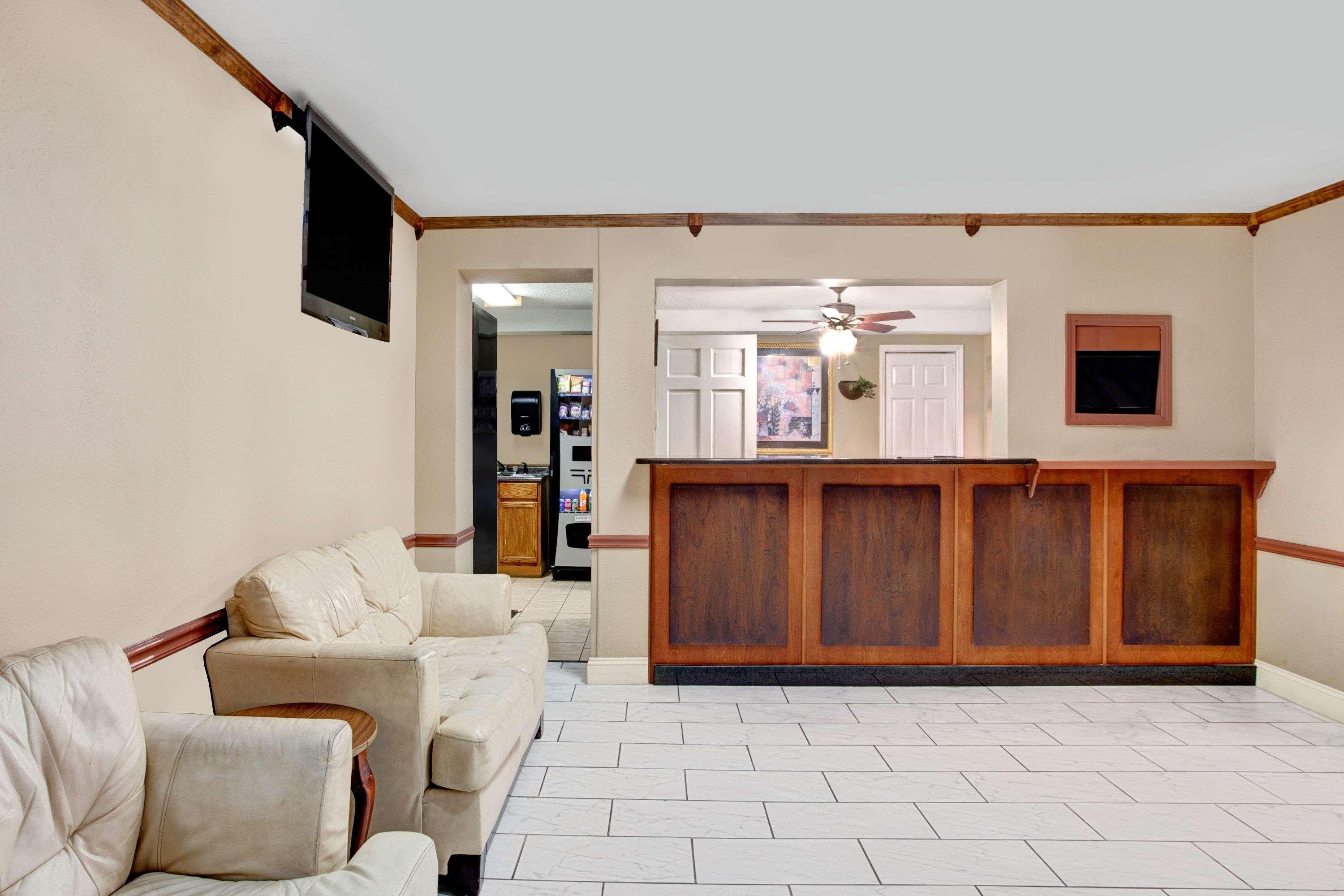 Hotel Super 8 By Wyndham West Memphis Exterior foto